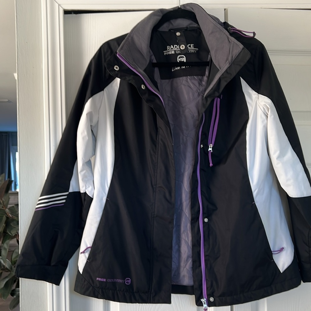 Two peace, Free Country Black and Purple, Ski Jacket. - Picture 3 of 6